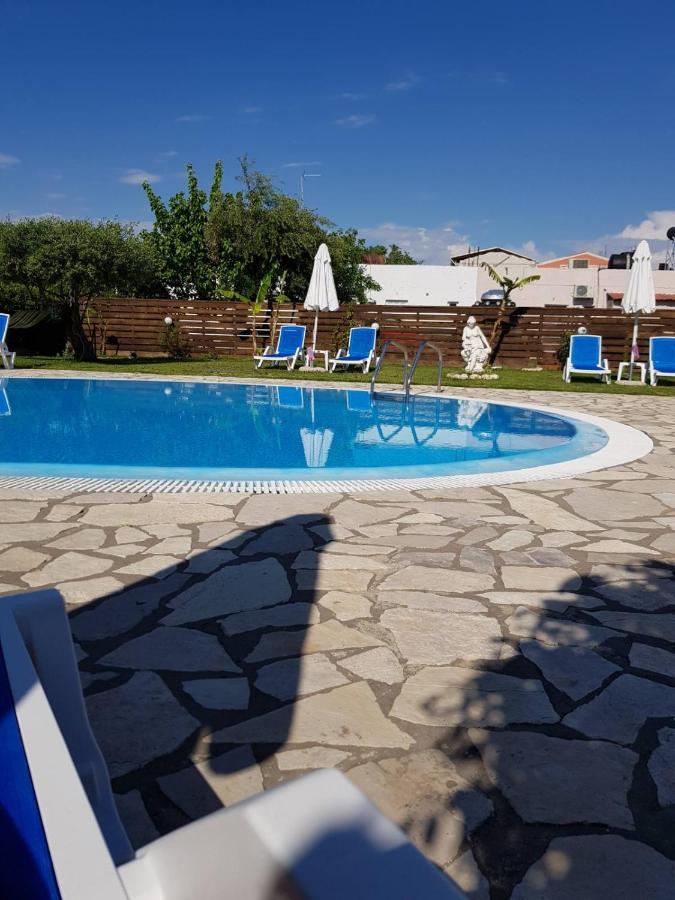 Dora'S Apartments Кавос Экстерьер фото